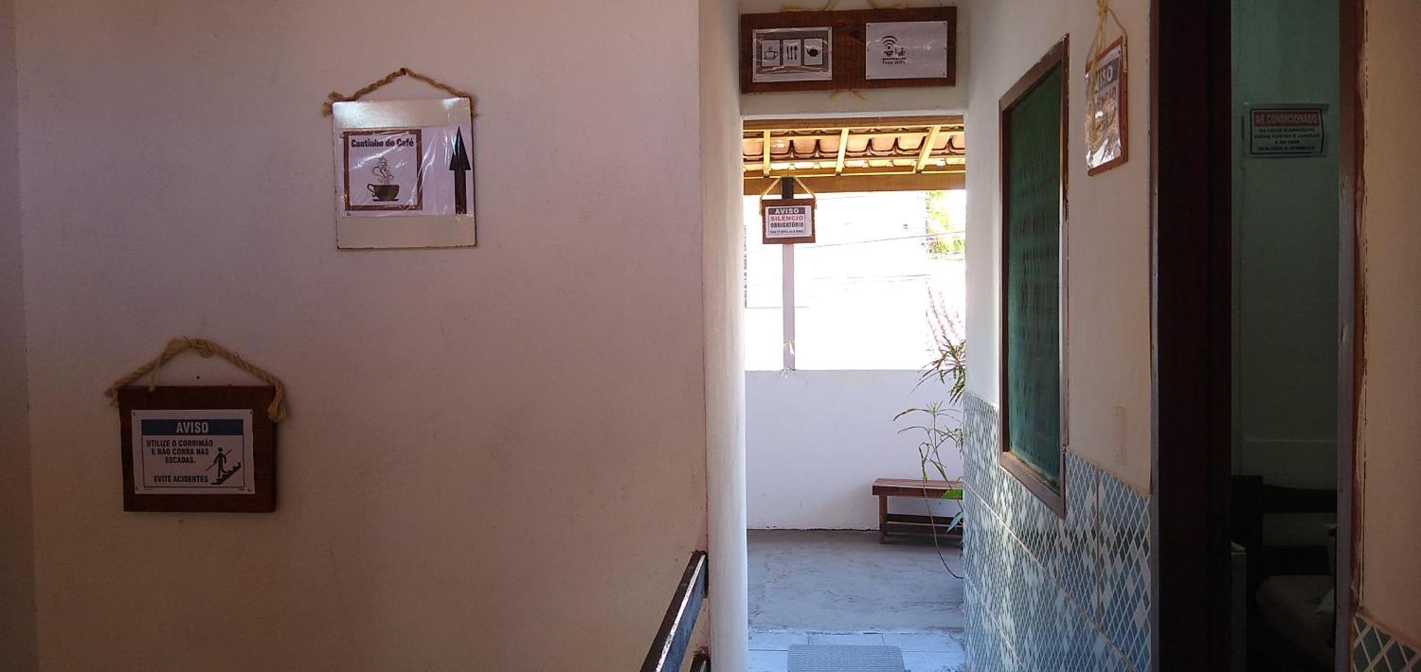 Tubarao Suites Central Area 伊塔卡雷 外观 照片
