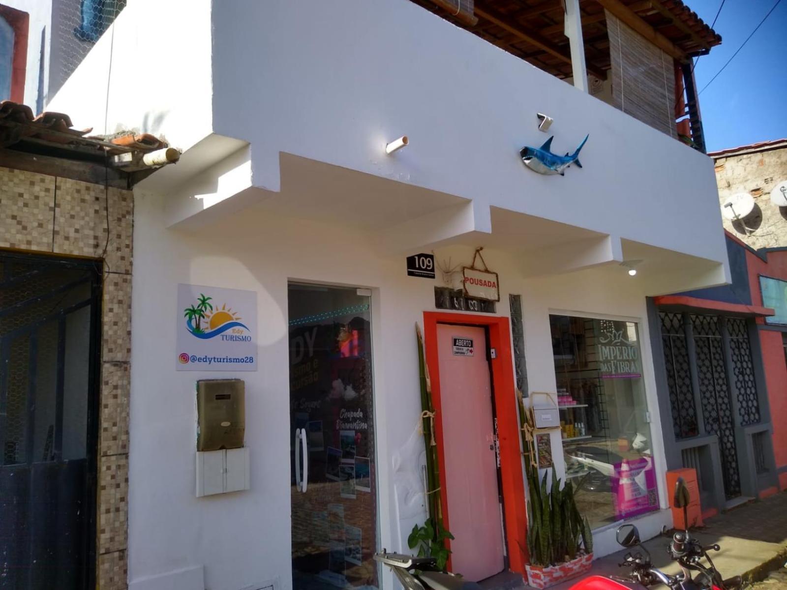 Tubarao Suites Central Area 伊塔卡雷 外观 照片